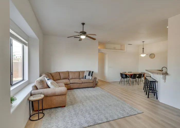 Holiday home 3 Mi To London Bridge - 'gg's River Retreat' Lake Havasu City